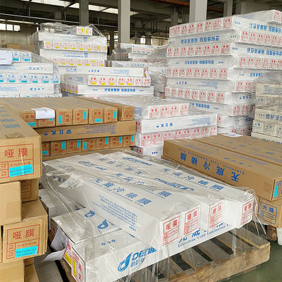 Dobra cena. Bezdołowa folia do laminowania na zimno BOPP matowa folia do laminowania na zimno łatwa w obsłudze w Internecie